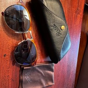 Persol terra di Siena sunglasses